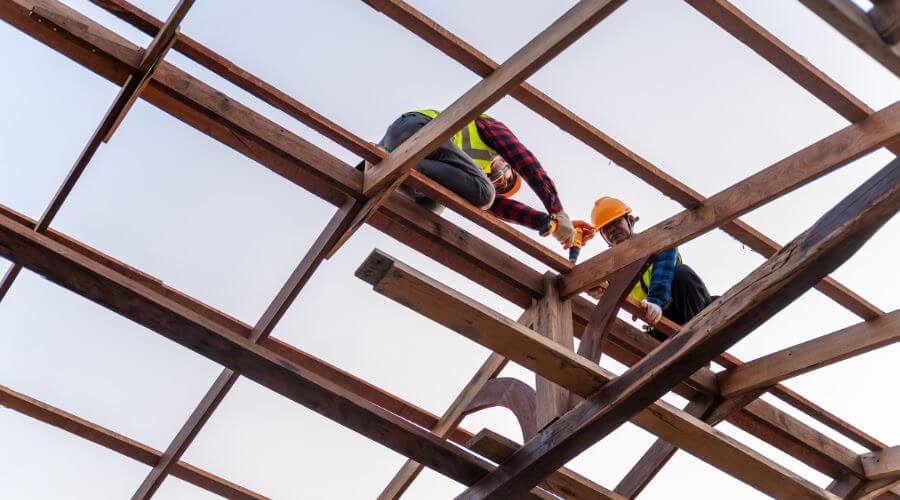 Professional residential roofers in Slater, MO